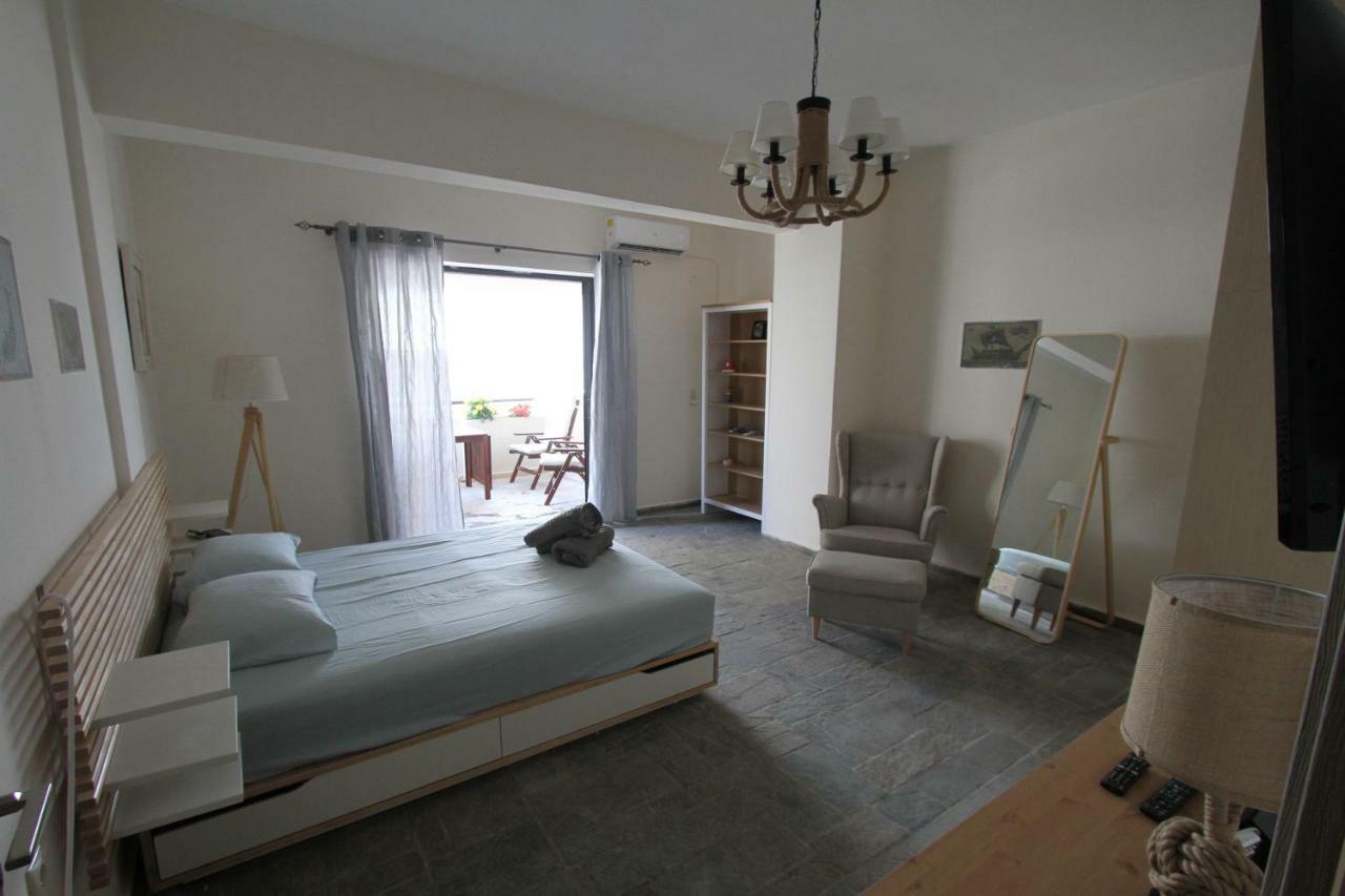Katerina'S Villa Nea Palatia Exteriör bild