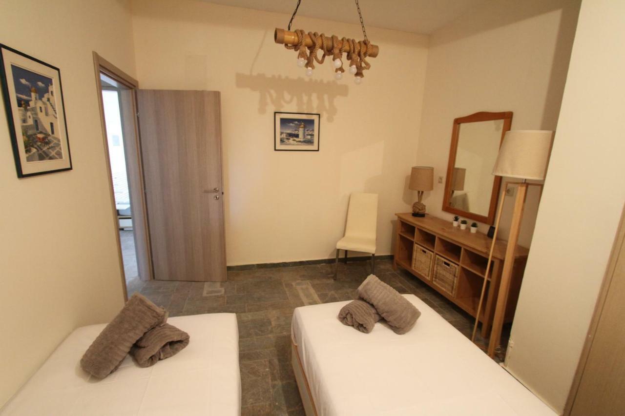 Katerina'S Villa Nea Palatia Exteriör bild